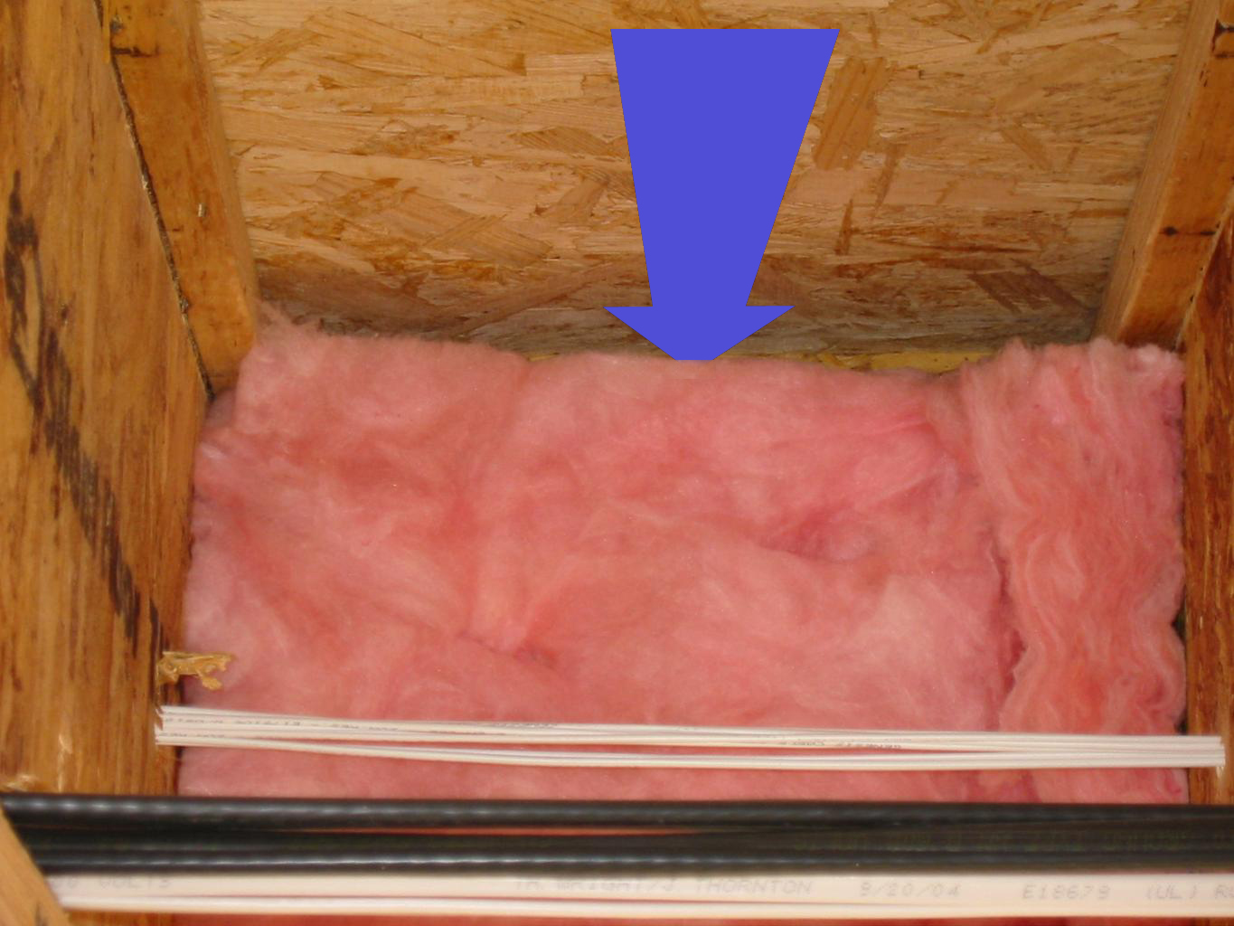 Misaligned floor insulation.